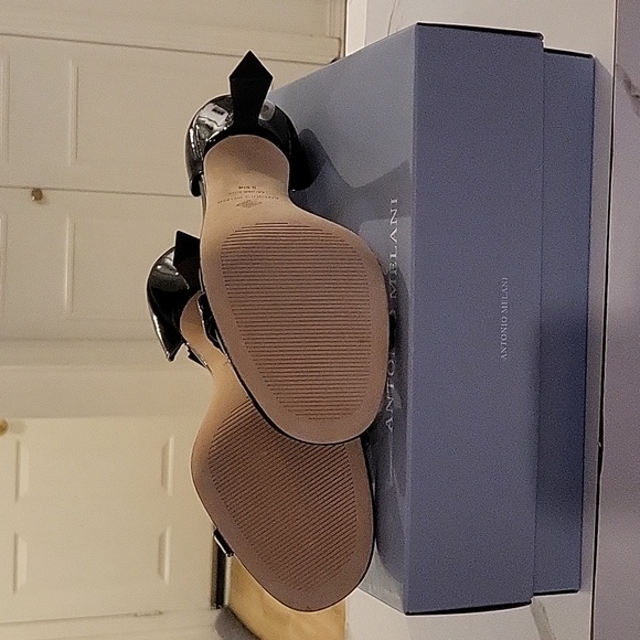 Sexy black chain link heels - Picture 4 of 4